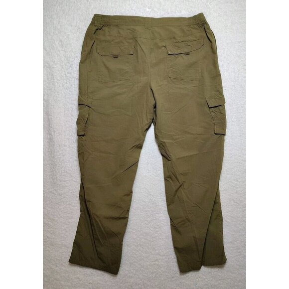 LL Bean Men's Khaki Nylon Stretch Green Cargo  Hiking Pants Size XL (38x30) - Picture 2 of 8